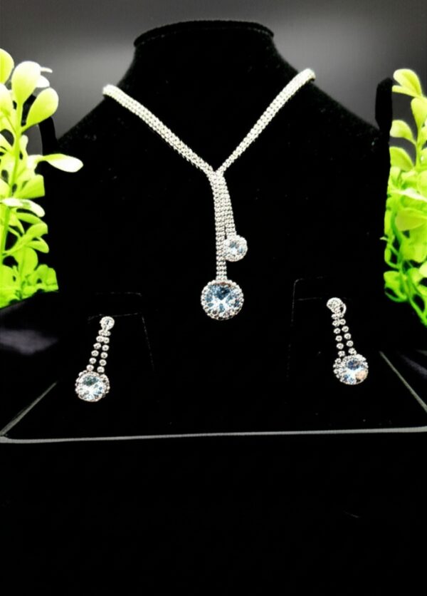 Y Shape Necklace Set - Image 2