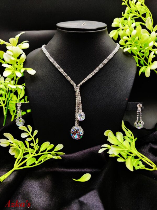 Y Shape Necklace Set
